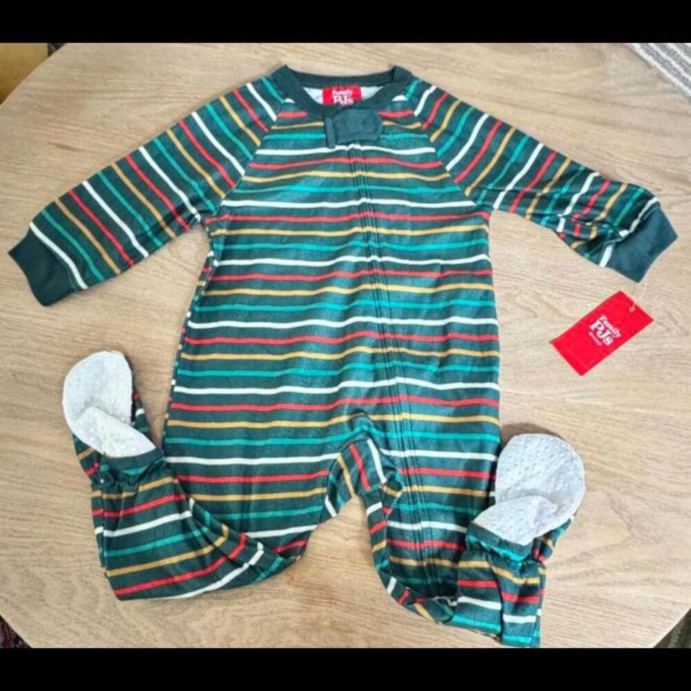Macys Family PJ June Bug Infant Pajamas Size 12 months